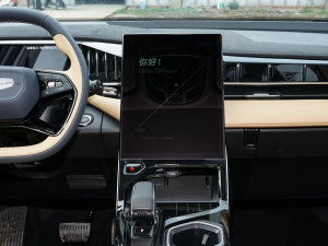 2023款1.5TD DCT豪华型 中控台