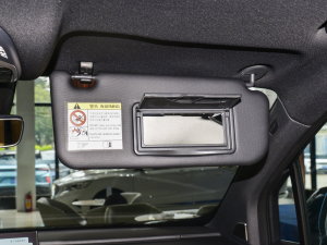 2023款2.0T DCT豪华型 遮阳板（右）