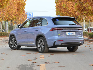 2023款1.5T DHT增程电动旗舰版 整体外观