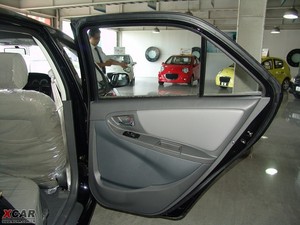 2009款1.5L 手动豪华版 空间座椅