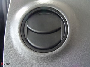 2009款1.5L 手动豪华版 空调出风口