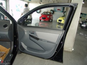 2009款1.5L 手动豪华版 空间座椅