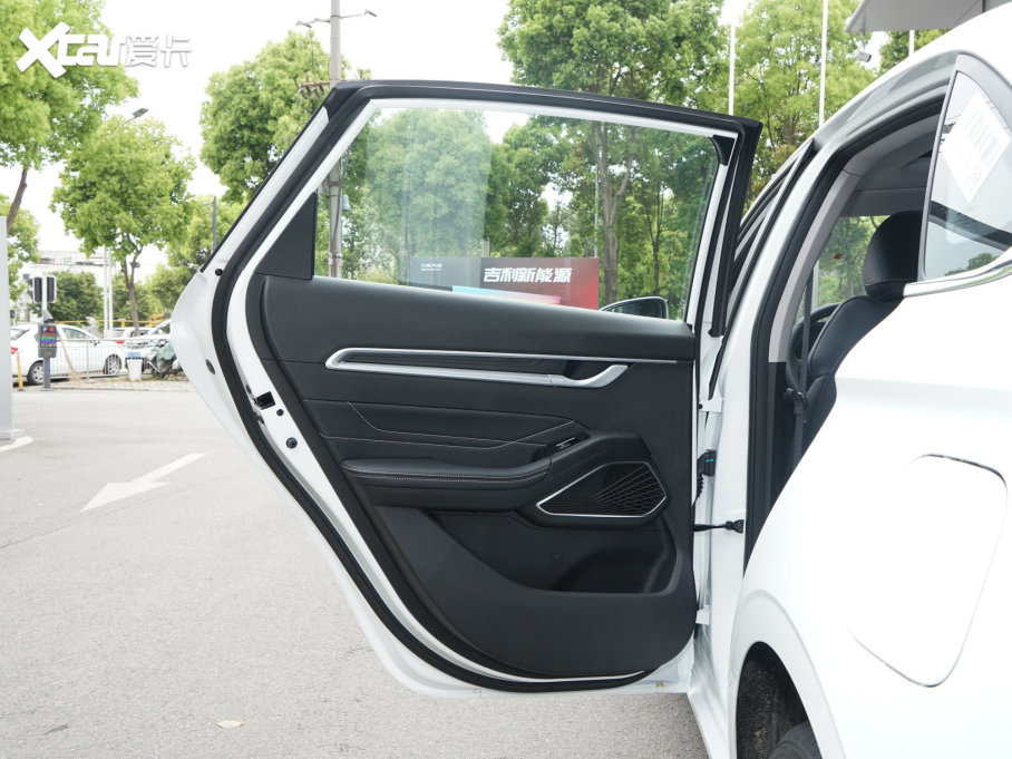 2023��ۺ� ��4����܊�� 1.5L CVT���F��