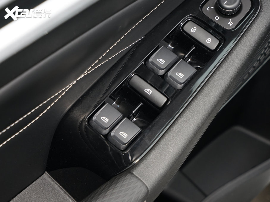 2023��ۺ� ��4����܊�� 1.5L CVT���A��