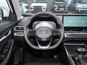 2023款第4代冠军版 1.5L CVT豪华型 方向盘