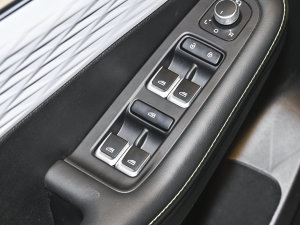 2023COOL 1.5TD DCT܊ п؅^(q)