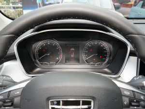 2023款1.5T DCT铂金版 仪表