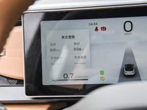 2024款玲珑 1.5TD 金喜版 中控区
