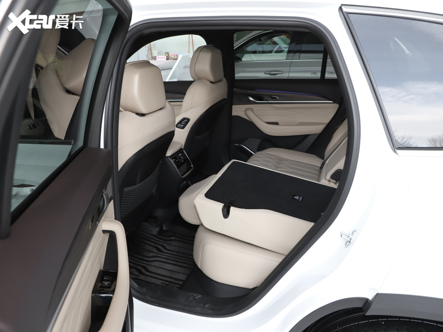 2025ԽL | 2.0TD ԄӔǰ