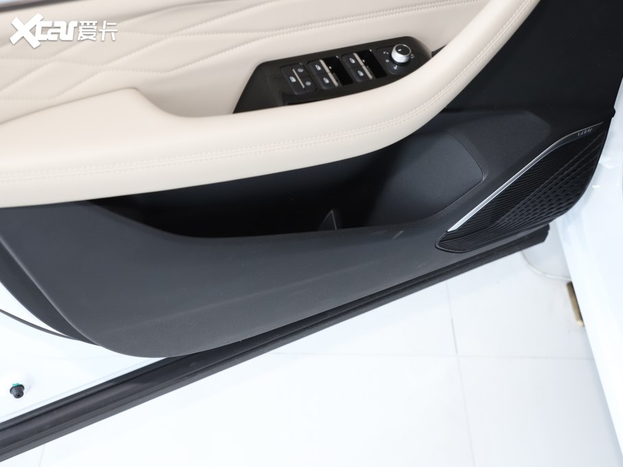 2025ԽL | 2.0TD ԄӔǰ