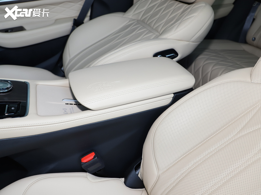 2025ԽL | 2.0TD ԄӔǰ