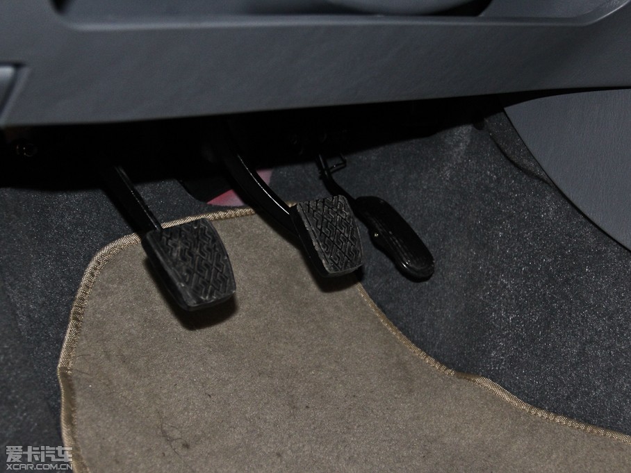 2013?c)?1.5L ք(dng)Ӣ