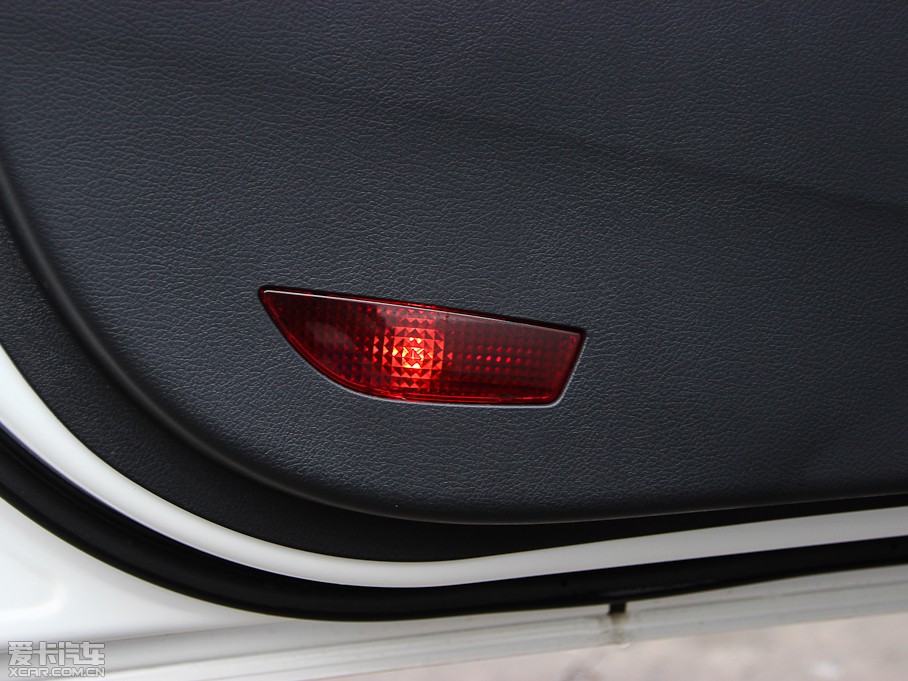 2014���GX7 2.4L �Ԅ����F��