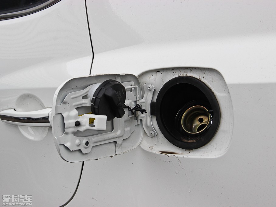 2014���GX7 2.4L �Ԅ����F��