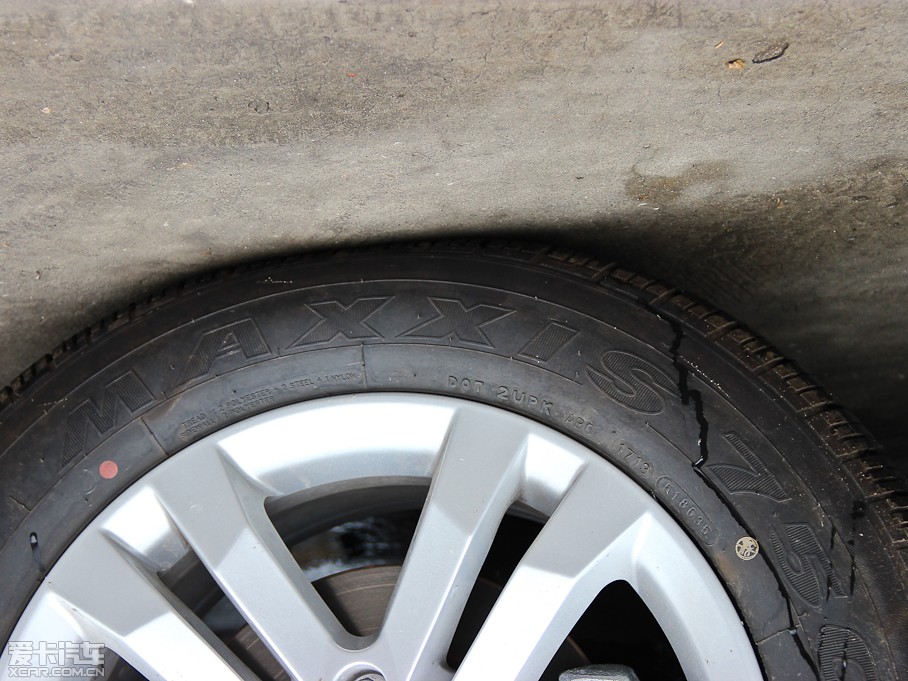 2014���GX7 2.4L �Ԅ����F��