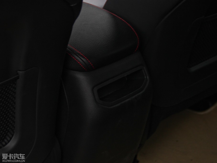 2014���GX7 2.4L �Ԅ����F��