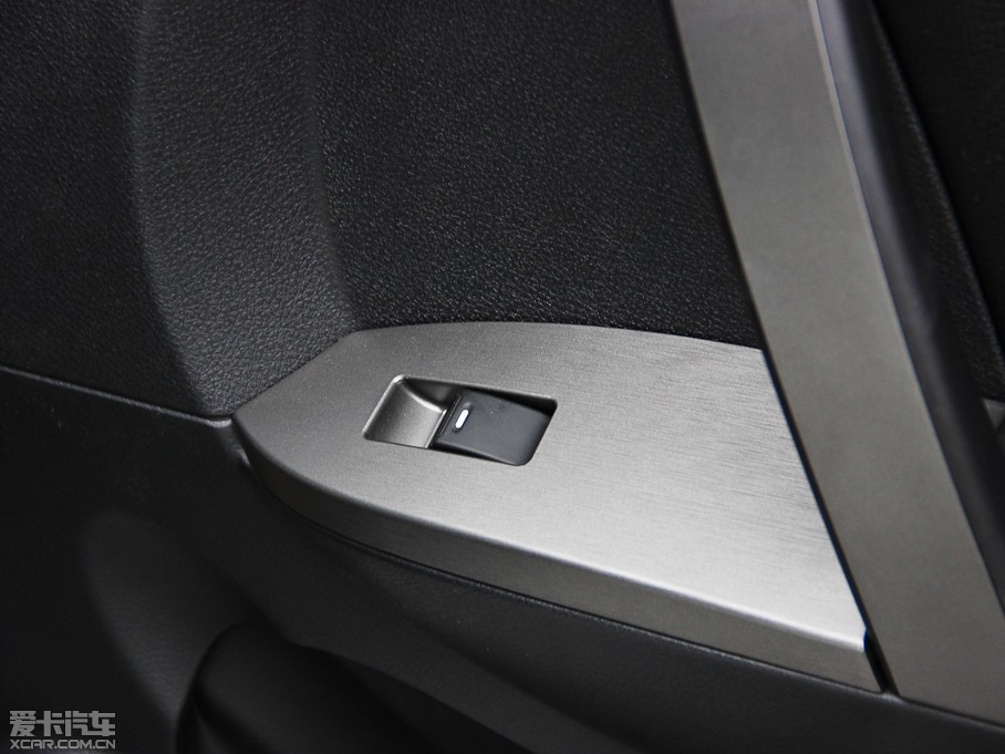 2014���GX7 2.4L �Ԅ����F��