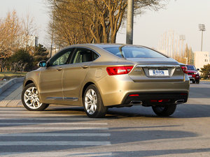 2015款1.8T 自动旗舰型 左后45度