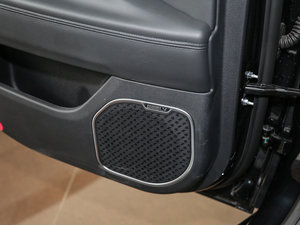 2016款1.8T 自动舒适型 空间座椅
