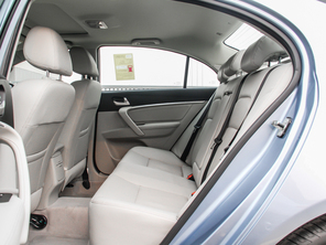 吉利汽車2014款新帝豪三廂