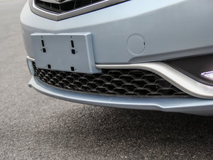 2014款三厢 1.3T 手动精英型 细节外观