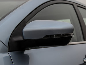 2014款三厢 1.3T 手动精英型 细节外观