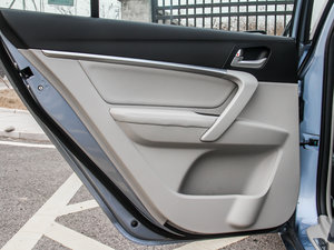 2014 1.3T ք(dng)Ӣ g