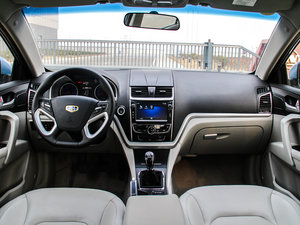 2014款三厢 1.3T 手动精英型 内饰全景