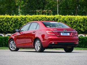 2014款三厢 1.3T CVT尊贵型 左后45度