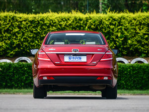 2014款三厢 1.3T CVT尊贵型 正后	