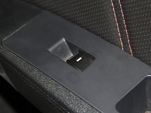 20142.4L ք(dng)(q)F п؅^(q)