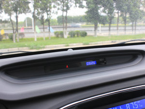 2015\Ӱ 2.0L ԄӺA g