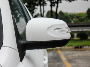2015款运动版 2.0L 自动尊享型 后视镜