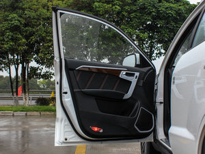 2015款运动版 2.0L 自动尊享型 驾驶位车门