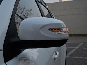 2015\(yn)(dng) 2.0L Ԅ(dng)F (x)(ji)^