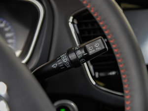 2015\Ӱ 2.0L ԄF п؅^