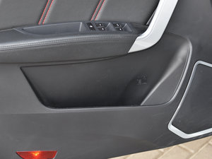 2015\Ӱ 2.0L ԄF ǰTg