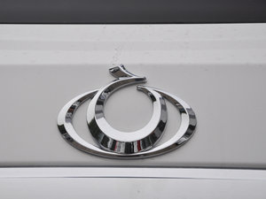 2015 1.8L ք¶ V ^