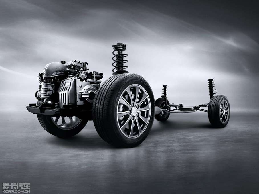 2015���EC8 2.0L �Ԅ����F��