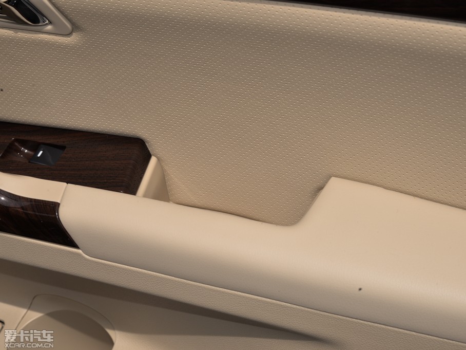 2015EC8 2.0L Ԅ(dng)F