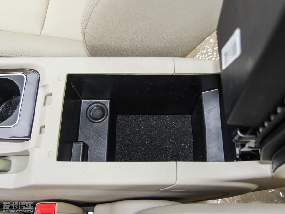 2015���EC8 2.0L �ք��M(j��n)ȡ��