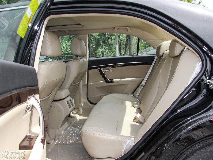 2015���EC8 2.0L �ք��Mȡ��