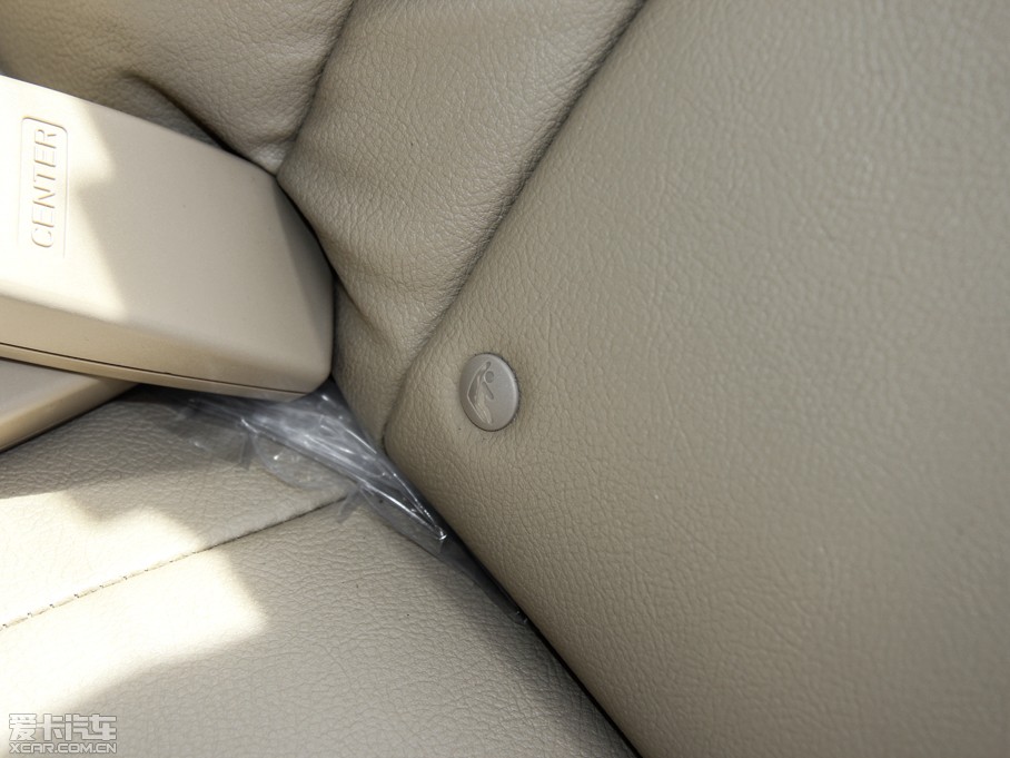 2015���EC8 2.0L �ք��Mȡ��