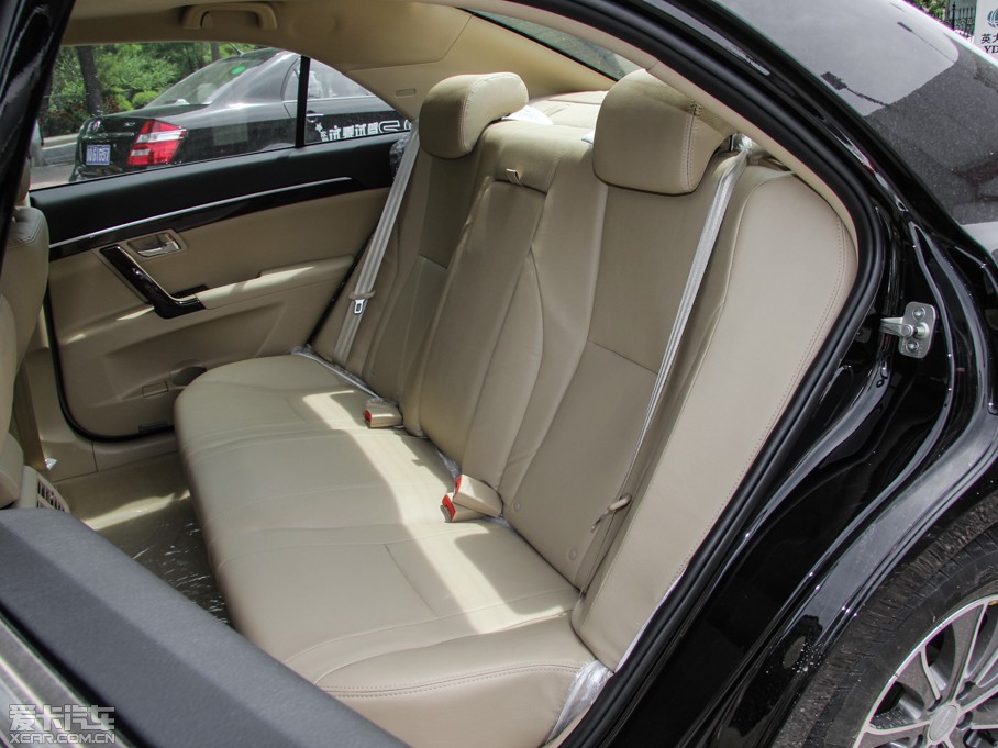 2015���EC8 2.0L �ք��Mȡ��