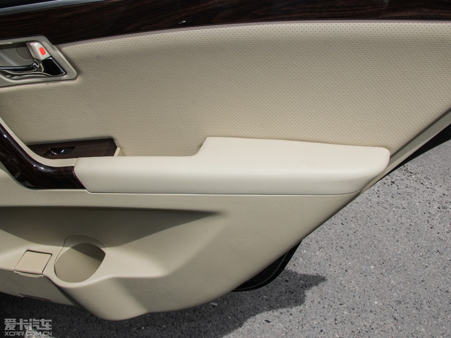 2015EC8 2.0L քMȡ