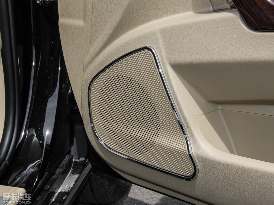 2015���EC8 2.0L �ք�(d��ng)�M(j��n)ȡ��