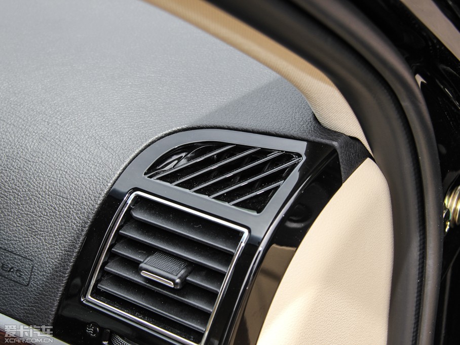 2015���EC8 2.0L �ք�(d��ng)�M(j��n)ȡ��