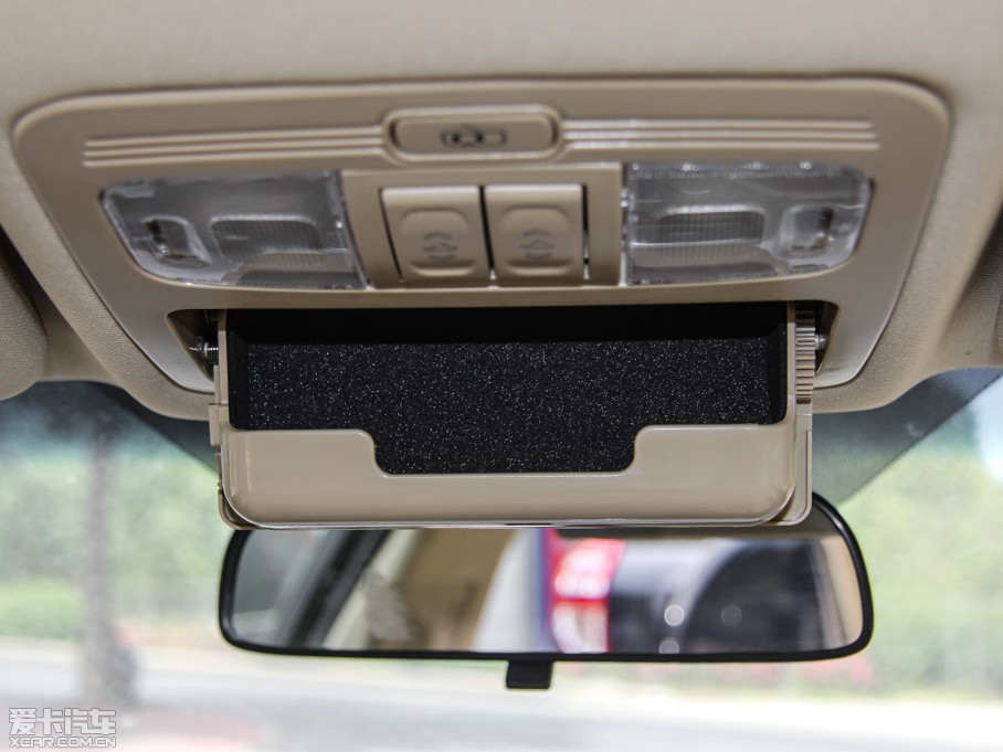 2015���EC8 2.0L �ք�(d��ng)�M(j��n)ȡ��