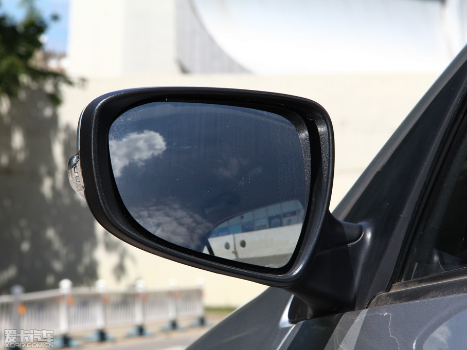 2015��� 1.5L �քӾ�Ӣ��