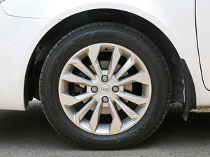 2016款1.3T 手动尊贵版 轮圈